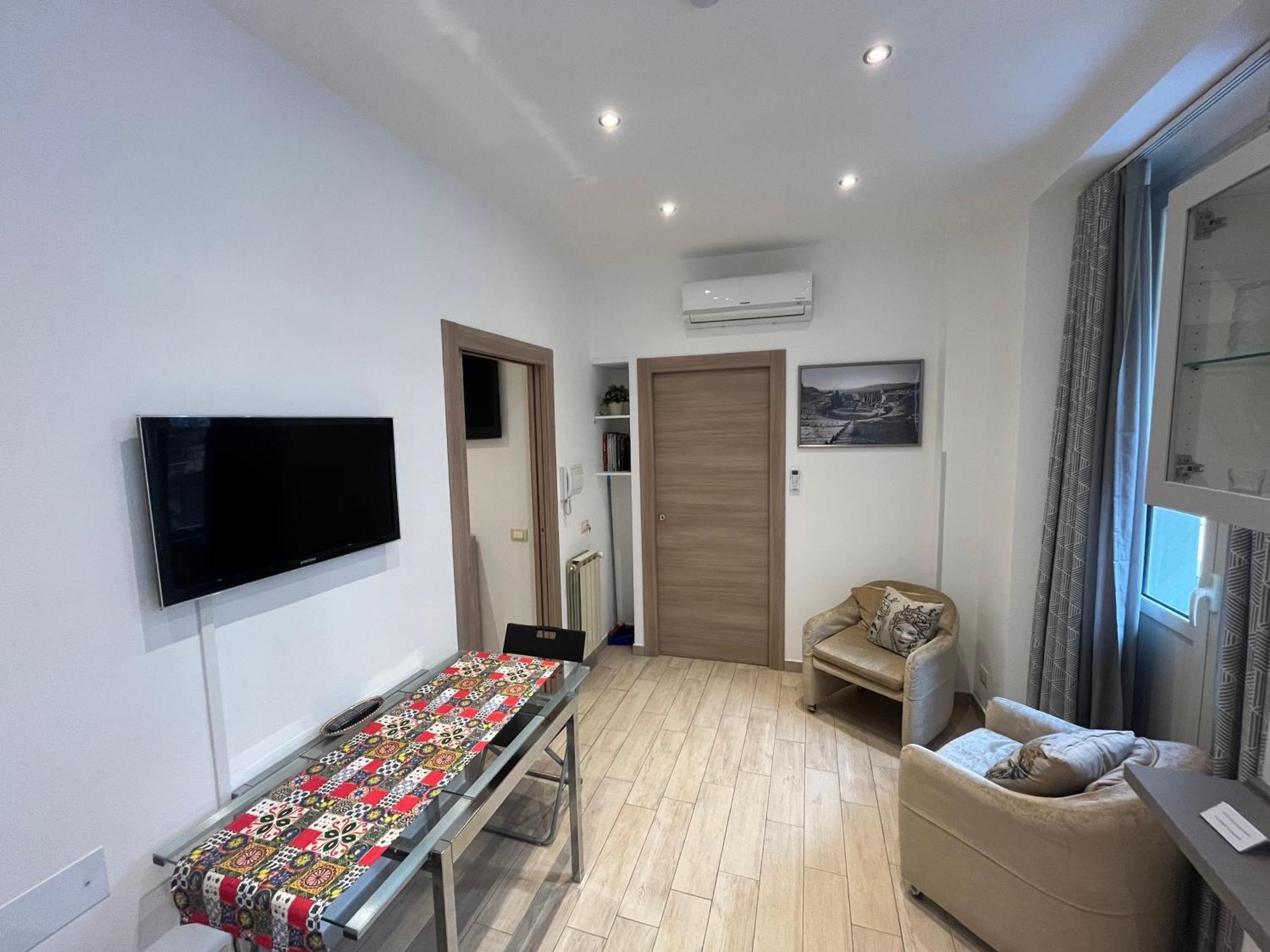 Avaja - Daria'S Apartment 陶尔米纳 外观 照片